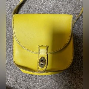Yellow/Green over the shoulder all leather Fossil bag